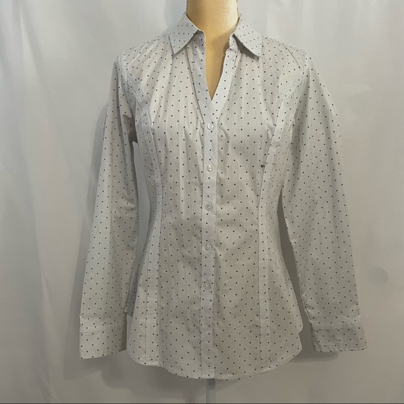 Express long sleeve button down blouse. Gray pinstripes with purple dots size M - Picture 5 of 15